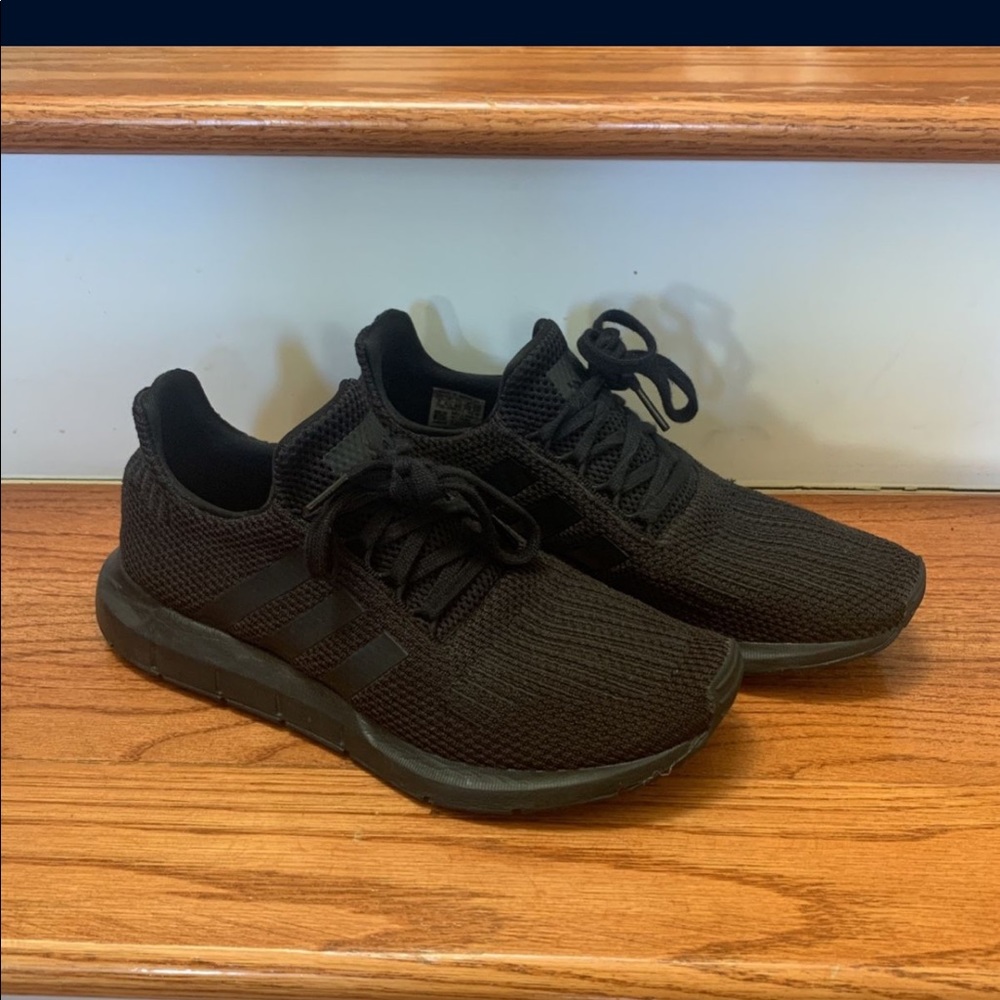 Adidas Swift Run Mens Size 7